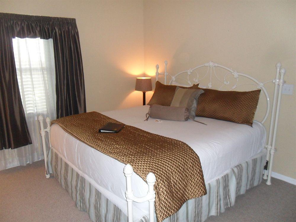 Carriage Way Inn Bed & Breakfast Adults Only - 21 Years Old And Up 세인트어거스틴 외부 사진