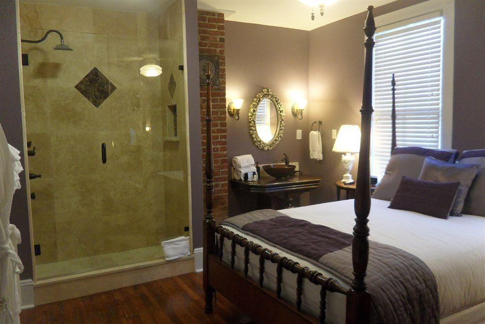 Carriage Way Inn Bed & Breakfast Adults Only - 21 Years Old And Up 세인트어거스틴 외부 사진