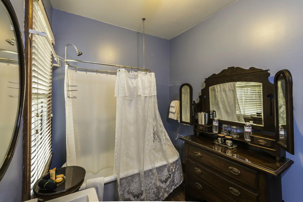 Carriage Way Inn Bed & Breakfast Adults Only - 21 Years Old And Up 세인트어거스틴 외부 사진
