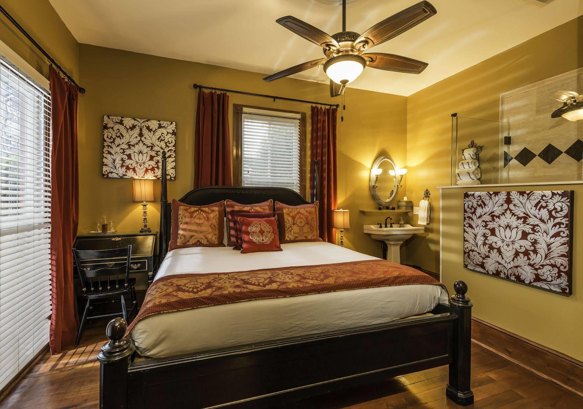 Carriage Way Inn Bed & Breakfast Adults Only - 21 Years Old And Up 세인트어거스틴 외부 사진