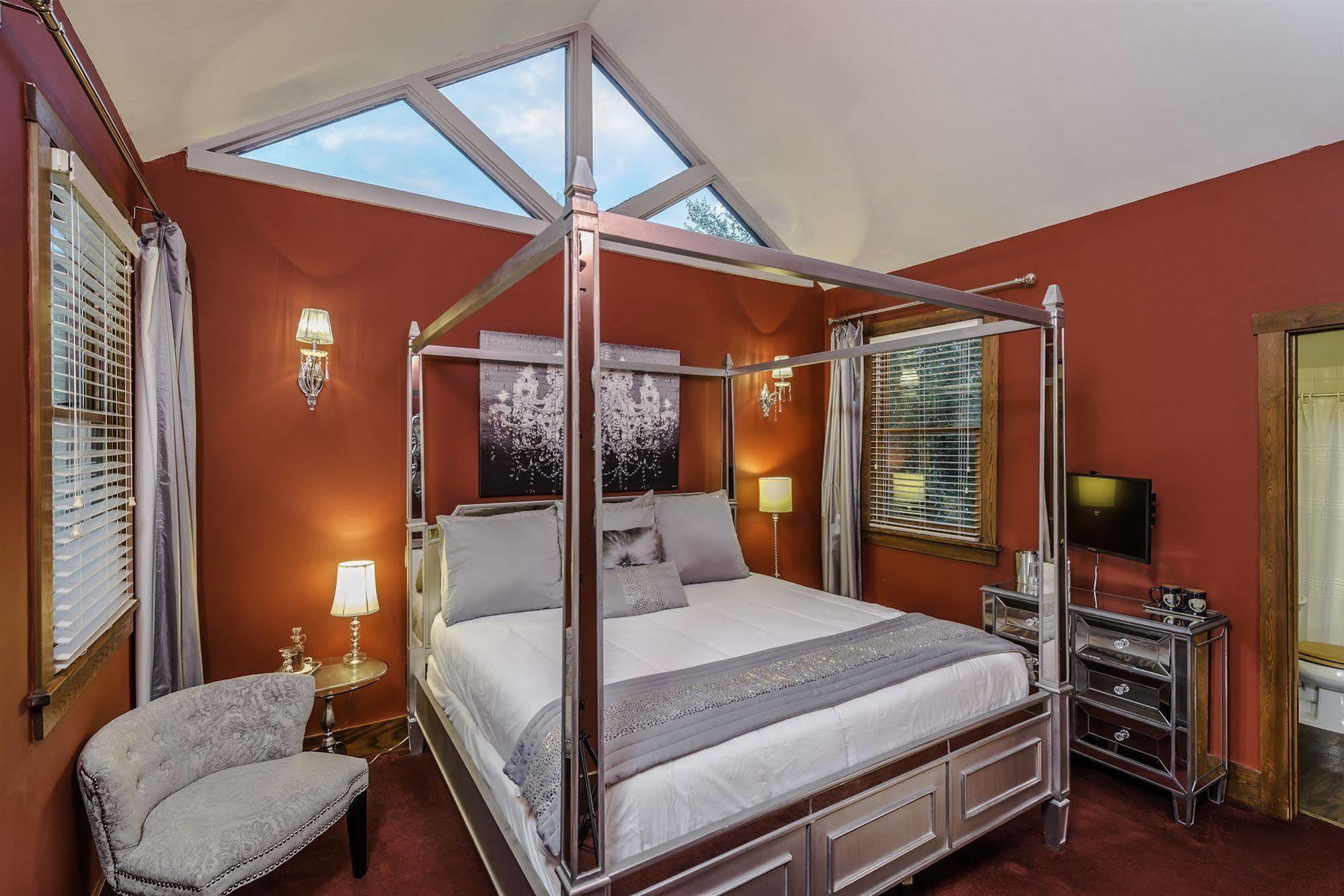 Carriage Way Inn Bed & Breakfast Adults Only - 21 Years Old And Up 세인트어거스틴 외부 사진