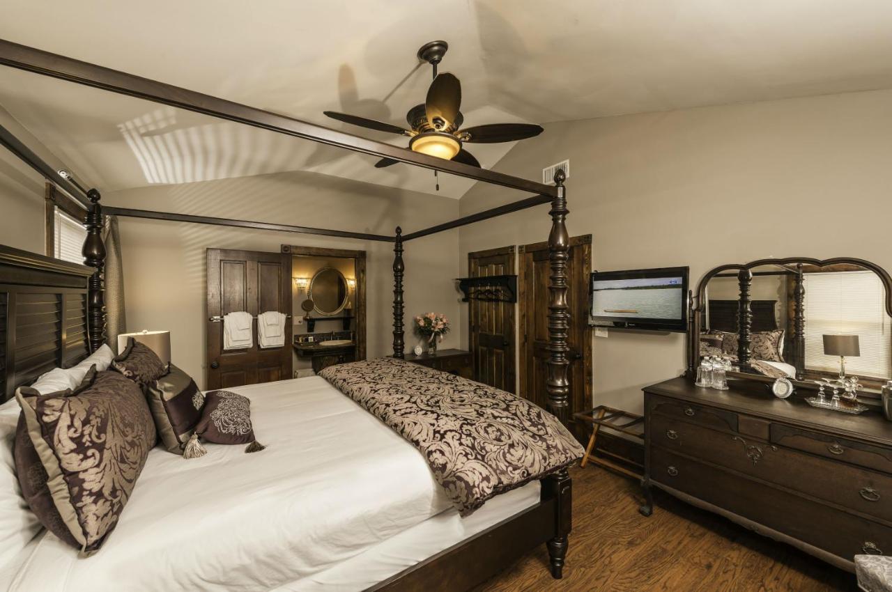 Carriage Way Inn Bed & Breakfast Adults Only - 21 Years Old And Up 세인트어거스틴 외부 사진