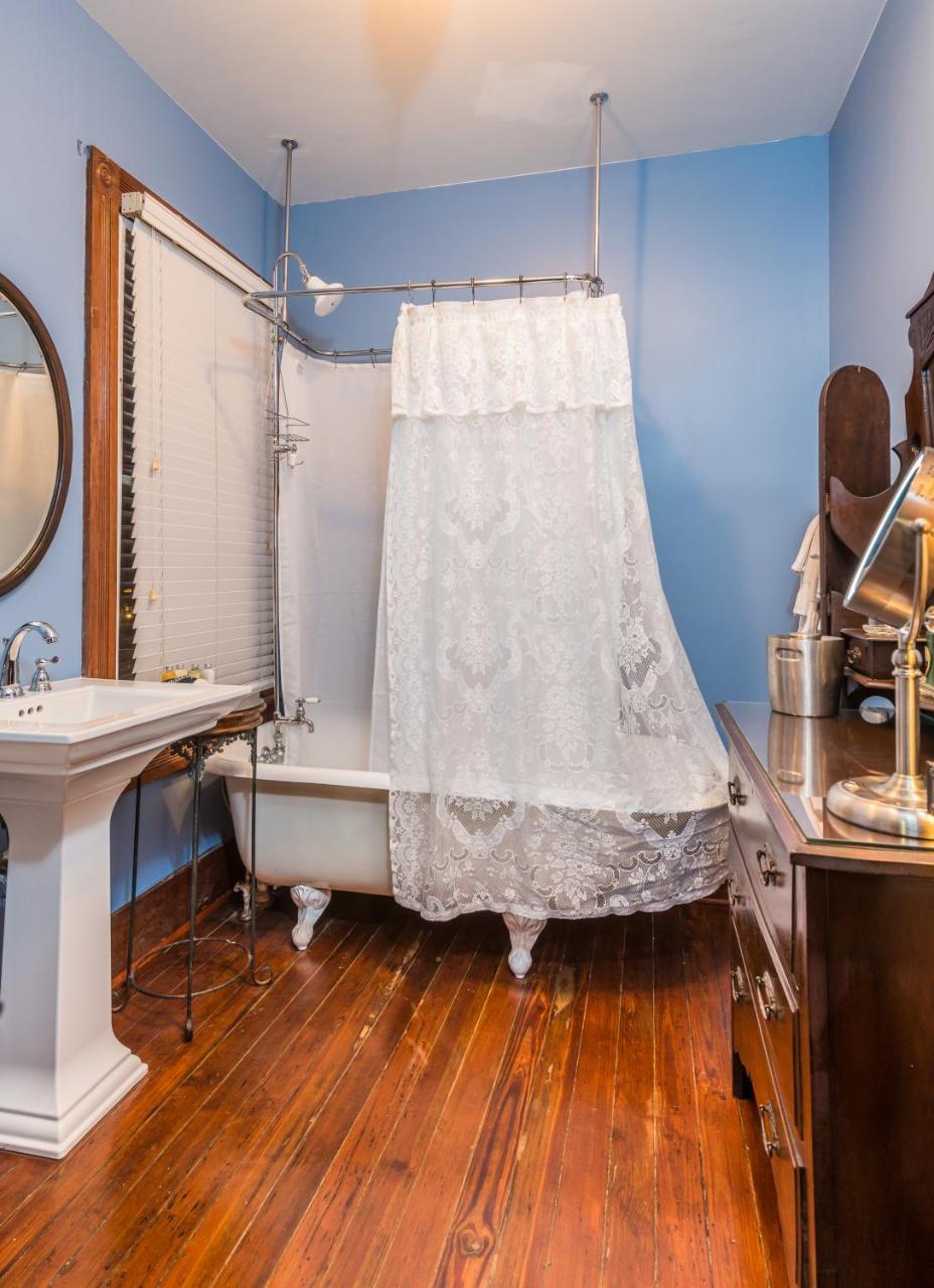 Carriage Way Inn Bed & Breakfast Adults Only - 21 Years Old And Up 세인트어거스틴 외부 사진